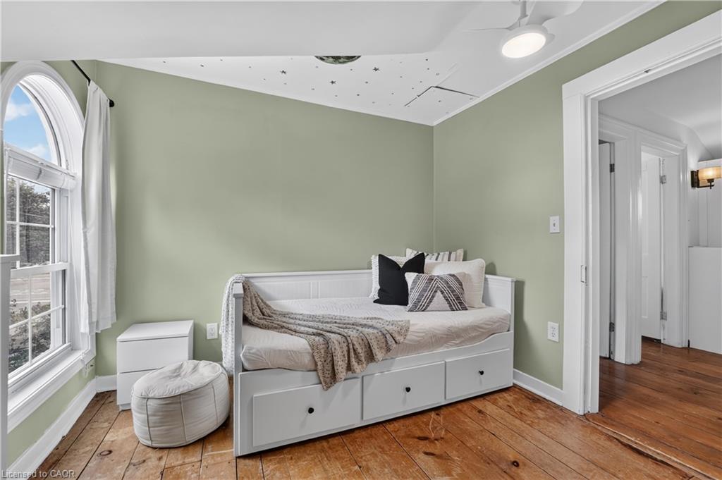15 Charles Street Property Photo 40