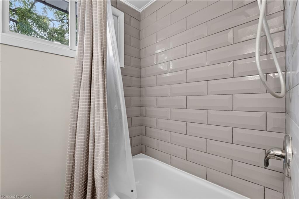 15 Charles Street Property Photo 43