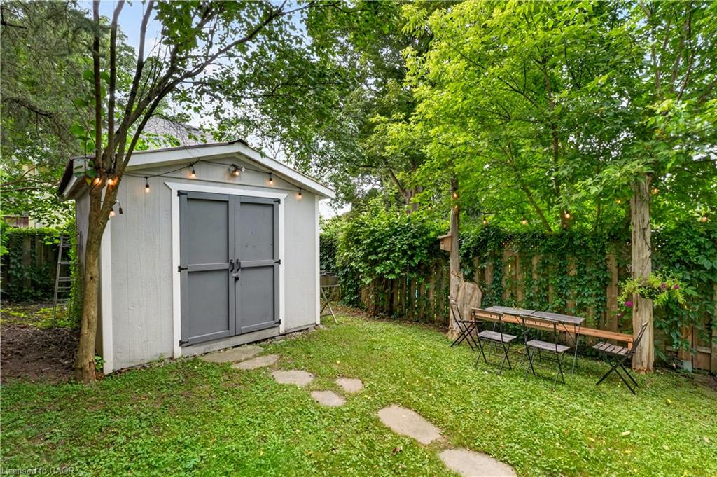 15 Charles Street Property Photo 48