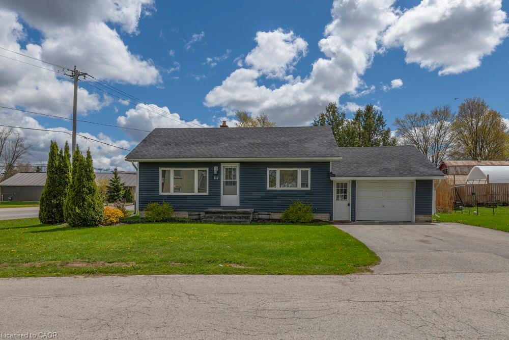 111 Elizabeth Street W Property Photo 1