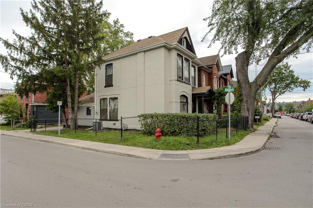 86 William Street Property Photo 2