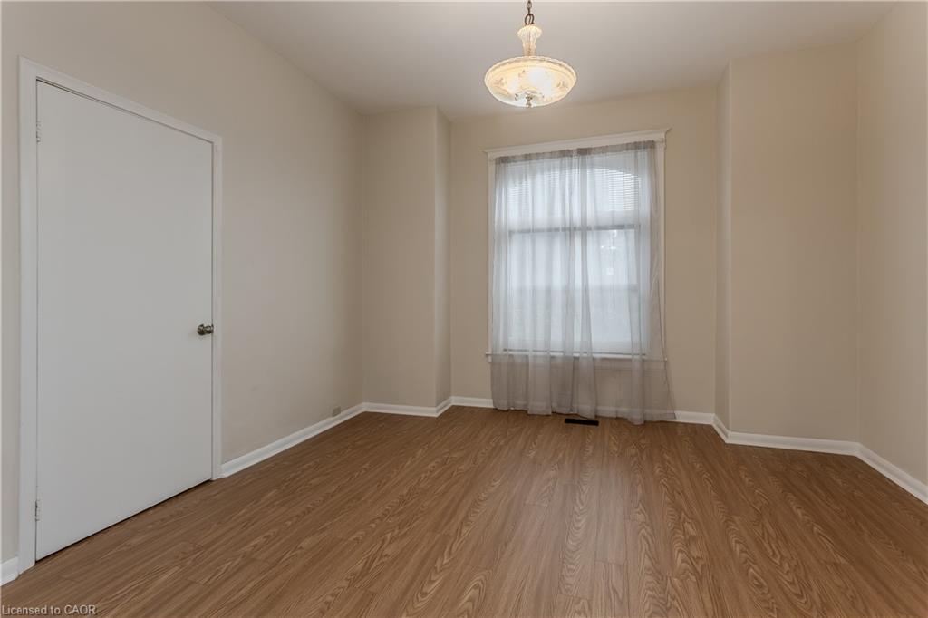 86 William Street Property Photo 10