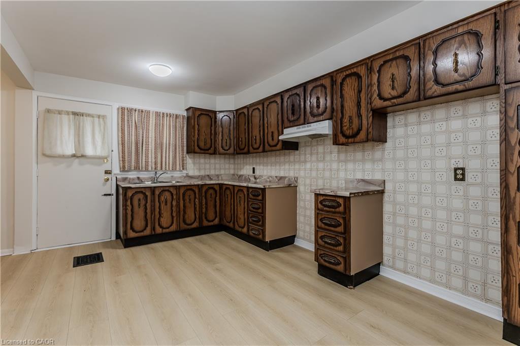 86 William Street Property Photo 16