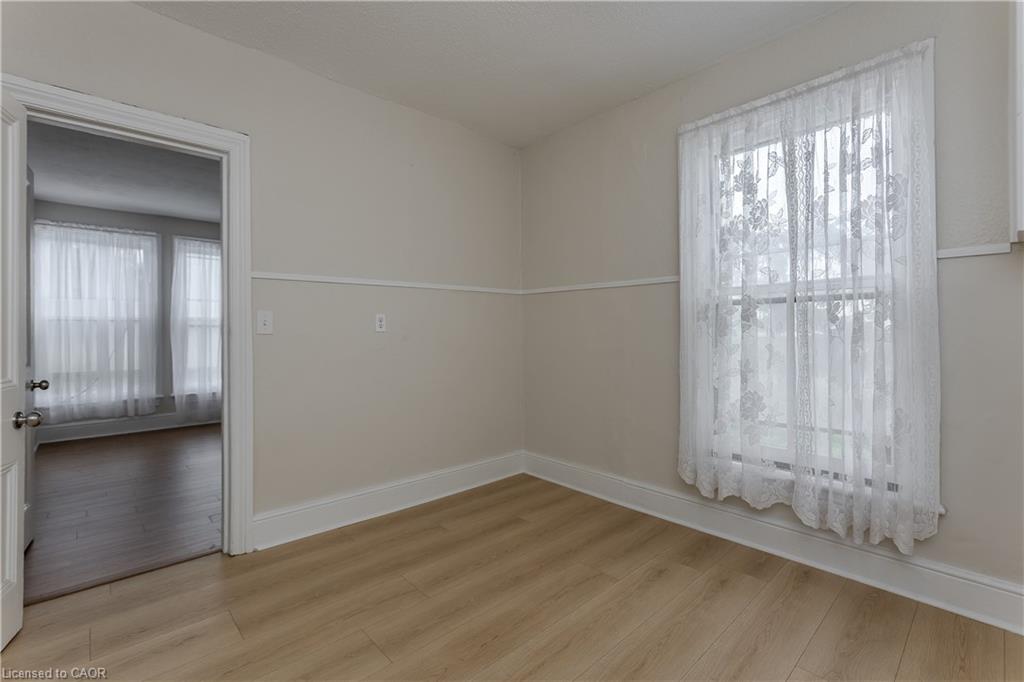 86 William Street Property Photo 27