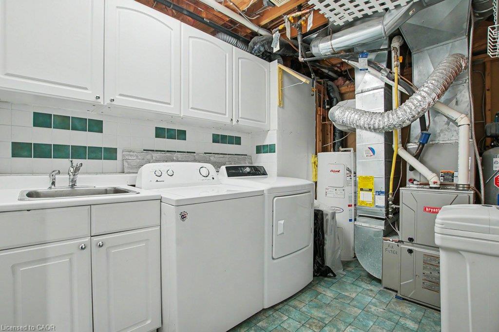 23 Grosvenor Lane Property Photo 7