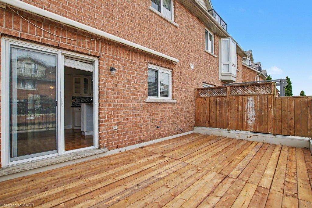 23 Grosvenor Lane Property Photo 24