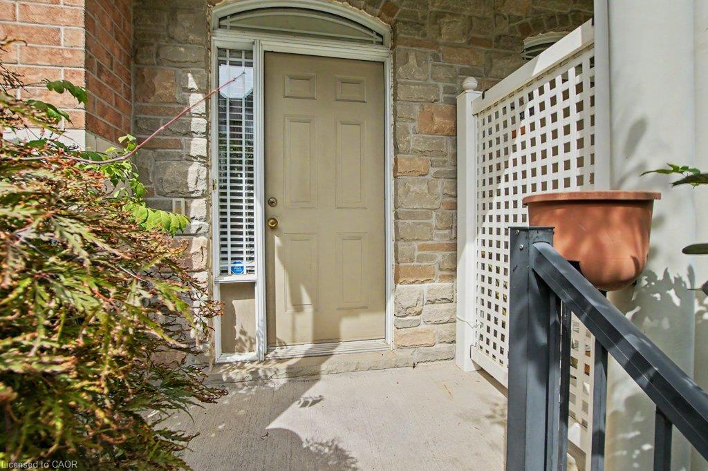 23 Grosvenor Lane Property Photo 43