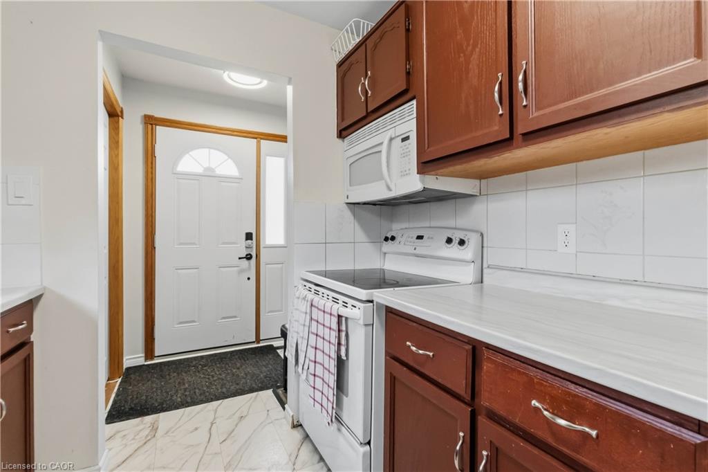 47 Abeles Avenue Property Photo 10