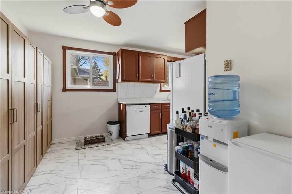47 Abeles Avenue Property Photo 14