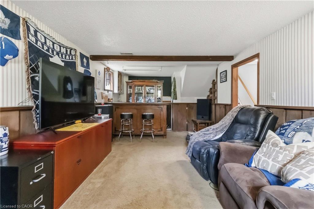 47 Abeles Avenue Property Photo 31
