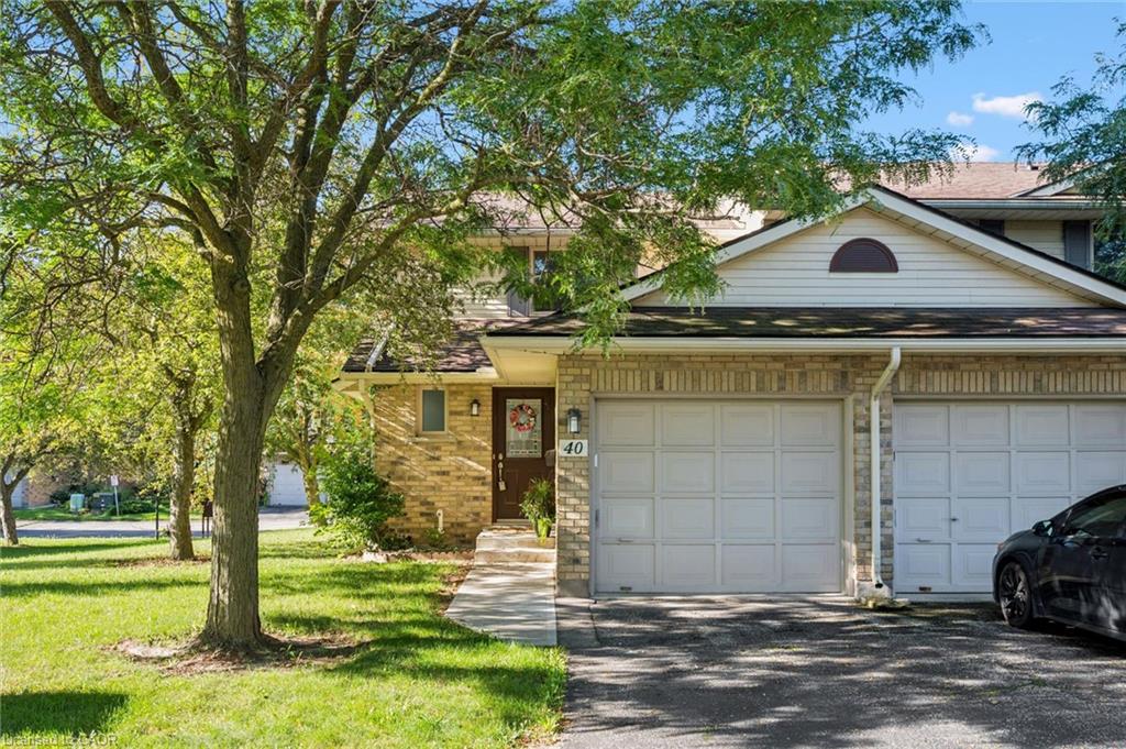 40-375 Kingscourt Drive Property Photo 1