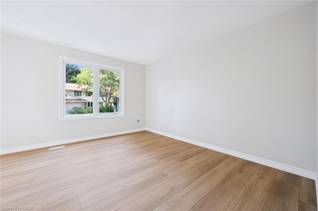 40-375 Kingscourt Drive Property Photo 10