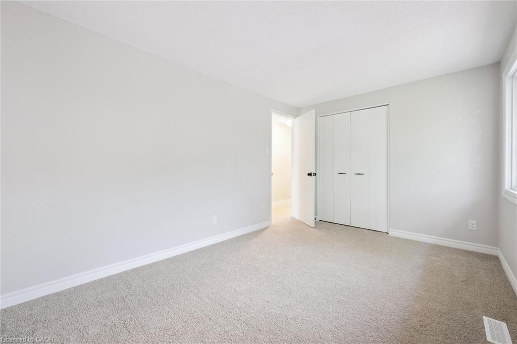 40-375 Kingscourt Drive Property Photo 33