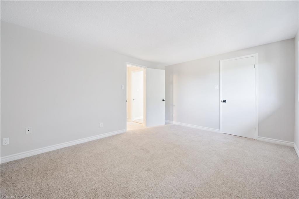 40-375 Kingscourt Drive Property Photo 39