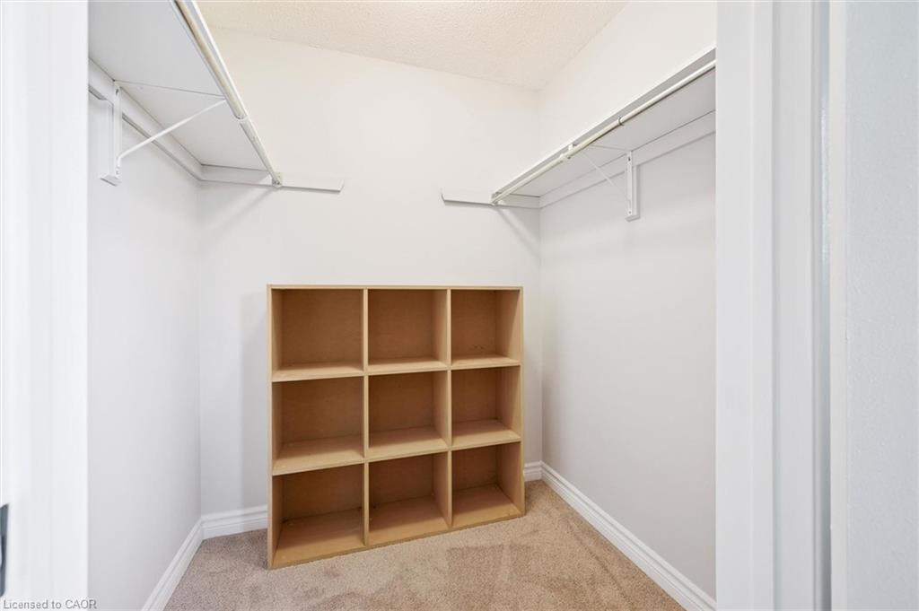 40-375 Kingscourt Drive Property Photo 41