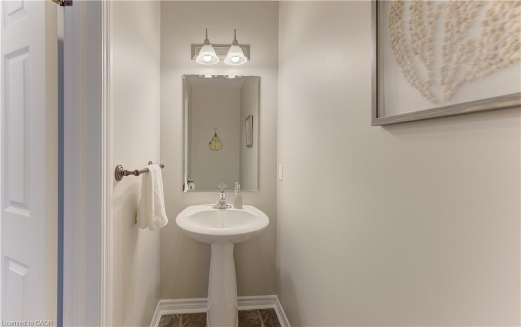 28 Roth Avenue Property Photo 11