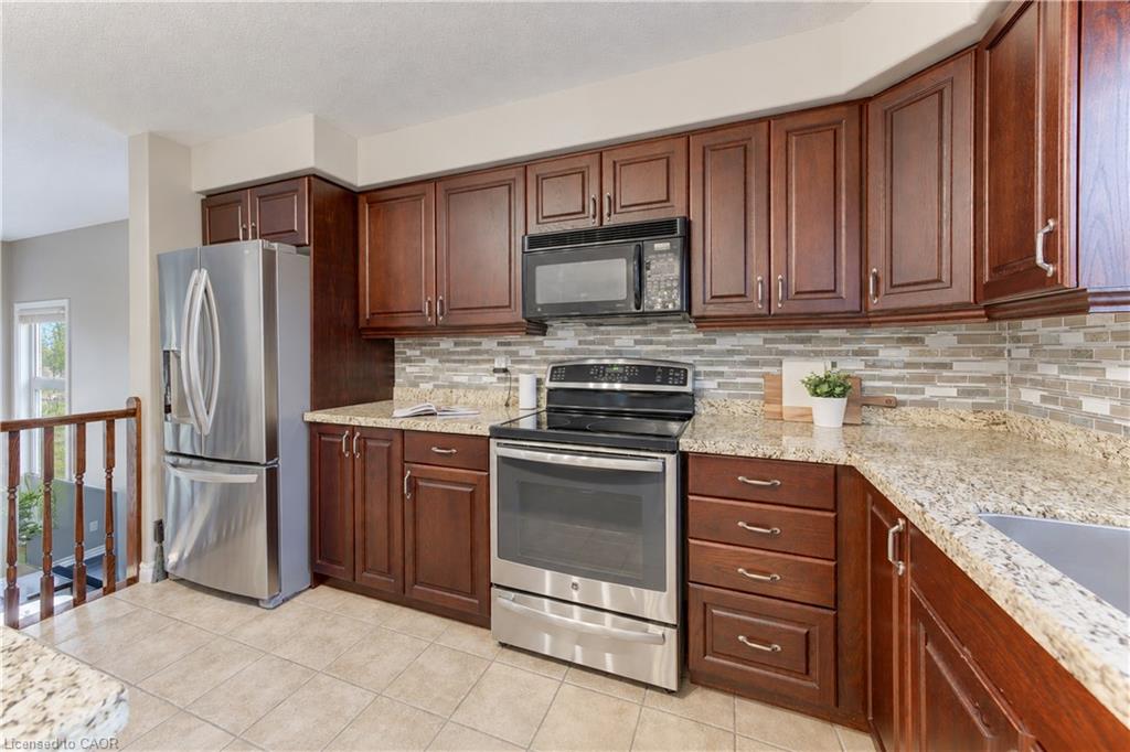 28 Roth Avenue Property Photo 15