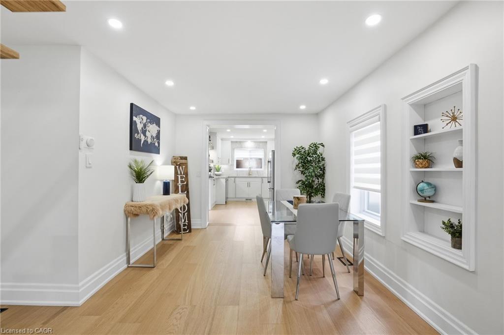 13 Picton Street W Property Photo 11