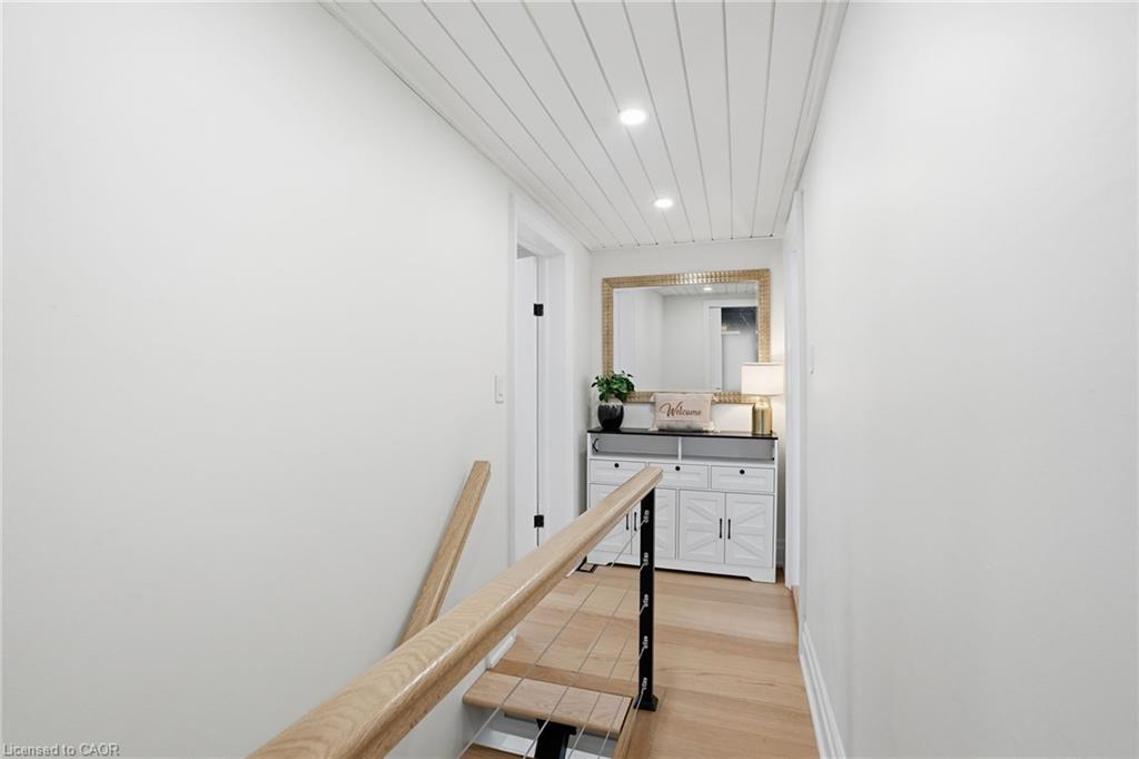 13 Picton Street W Property Photo 17