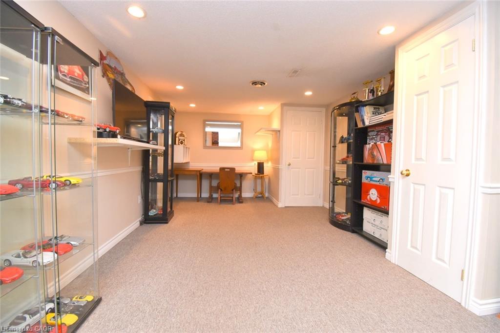 483 Annalee Drive Property Photo 25