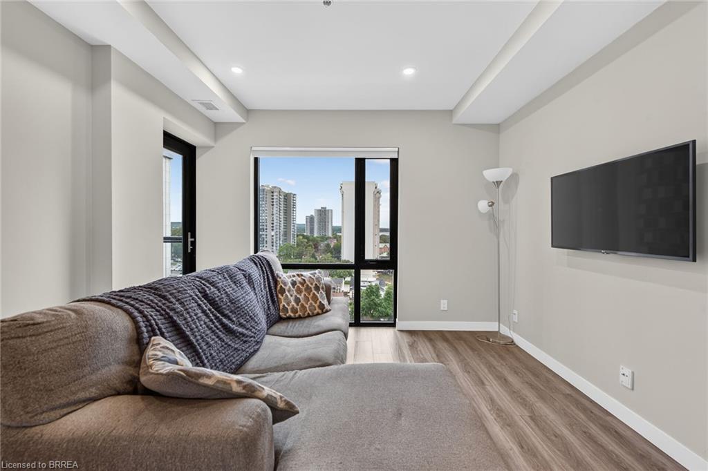 609-15 Queen Street Property Photo 20