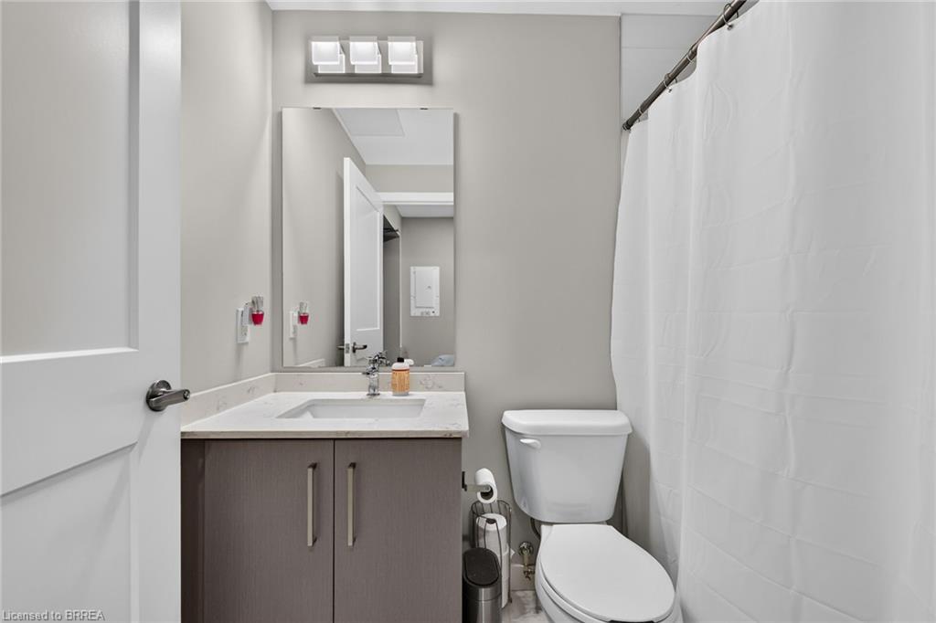 609-15 Queen Street Property Photo 30