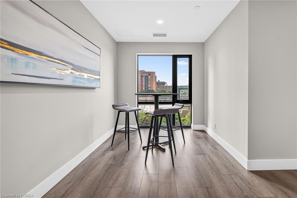 609-15 Queen Street Property Photo 42