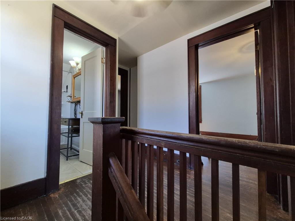 119 Norfolk Street S Property Photo 15