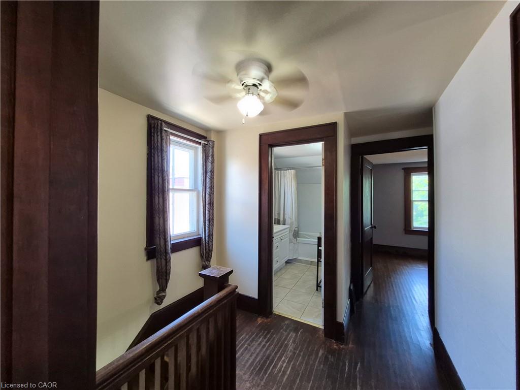 119 Norfolk Street S Property Photo 16