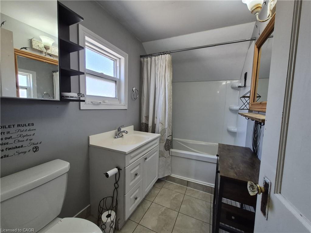 119 Norfolk Street S Property Photo 23