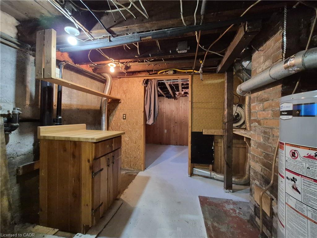 119 Norfolk Street S Property Photo 25