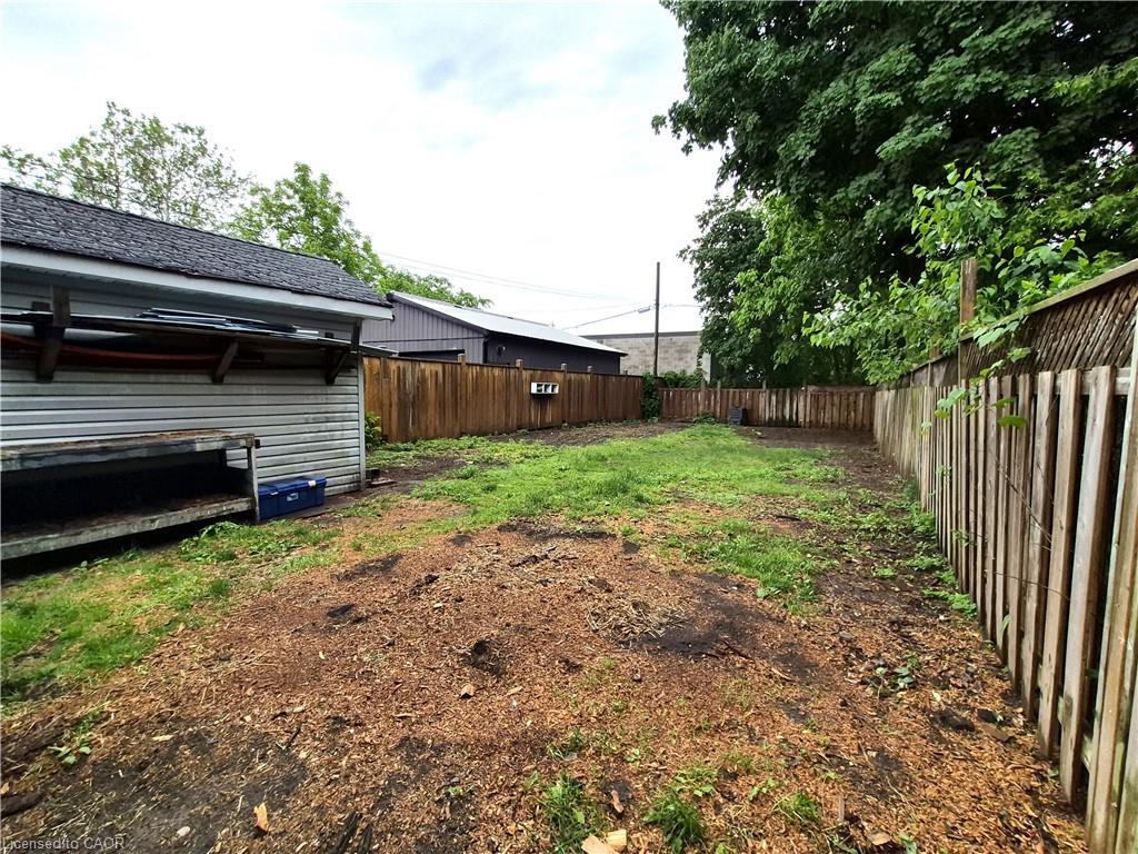 119 Norfolk Street S Property Photo 27
