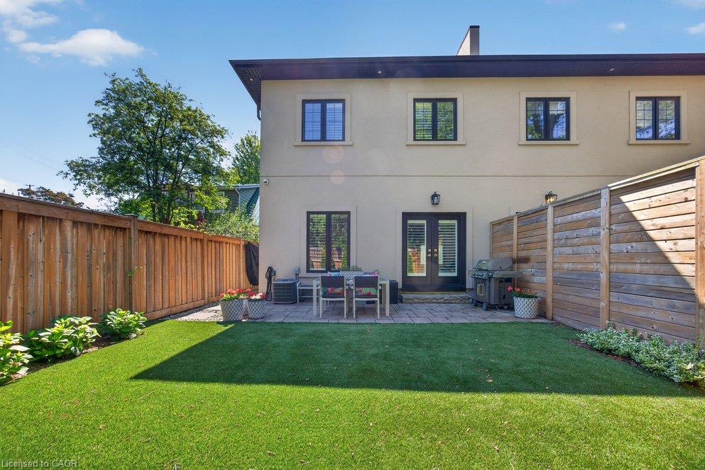 6 Iroquois Avenue Property Photo 30