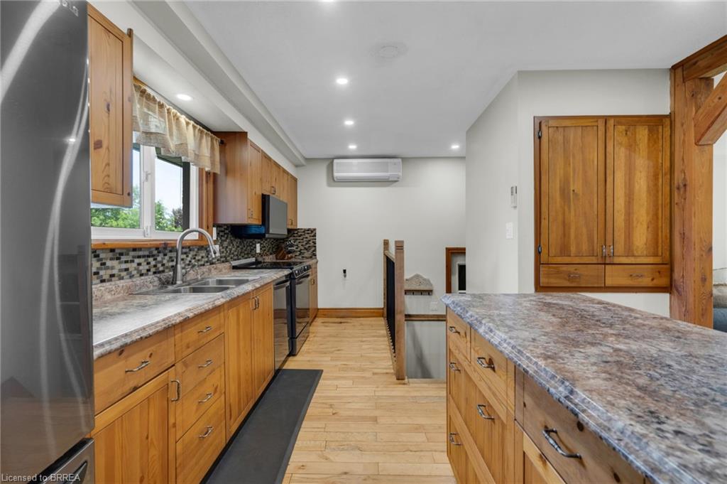 212 Hamilton Drive Property Photo 13