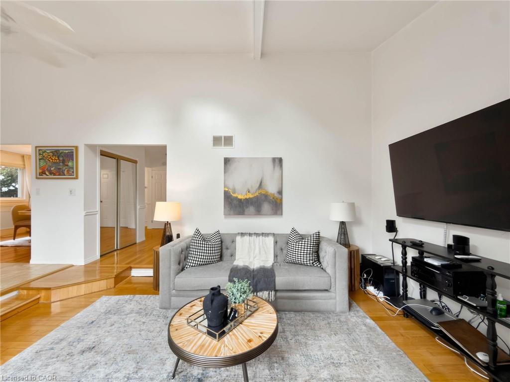 1236 Thorpe Road Property Photo 14