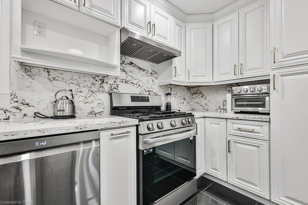 1-93 Park Street W Property Photo 5