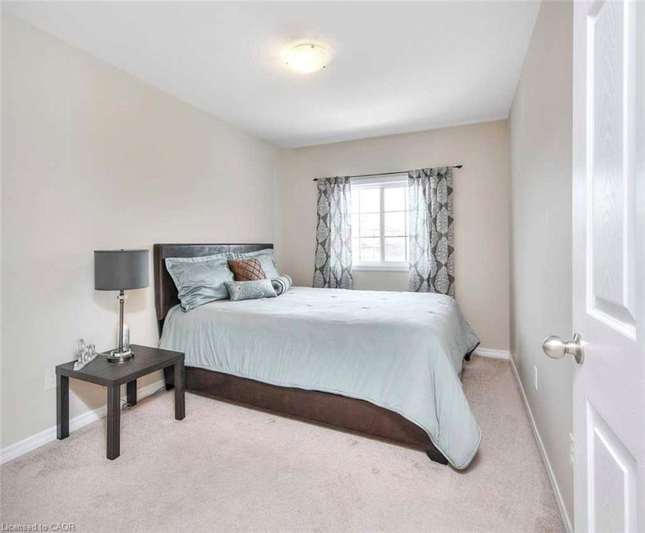 132 Maitland Street Property Photo 8