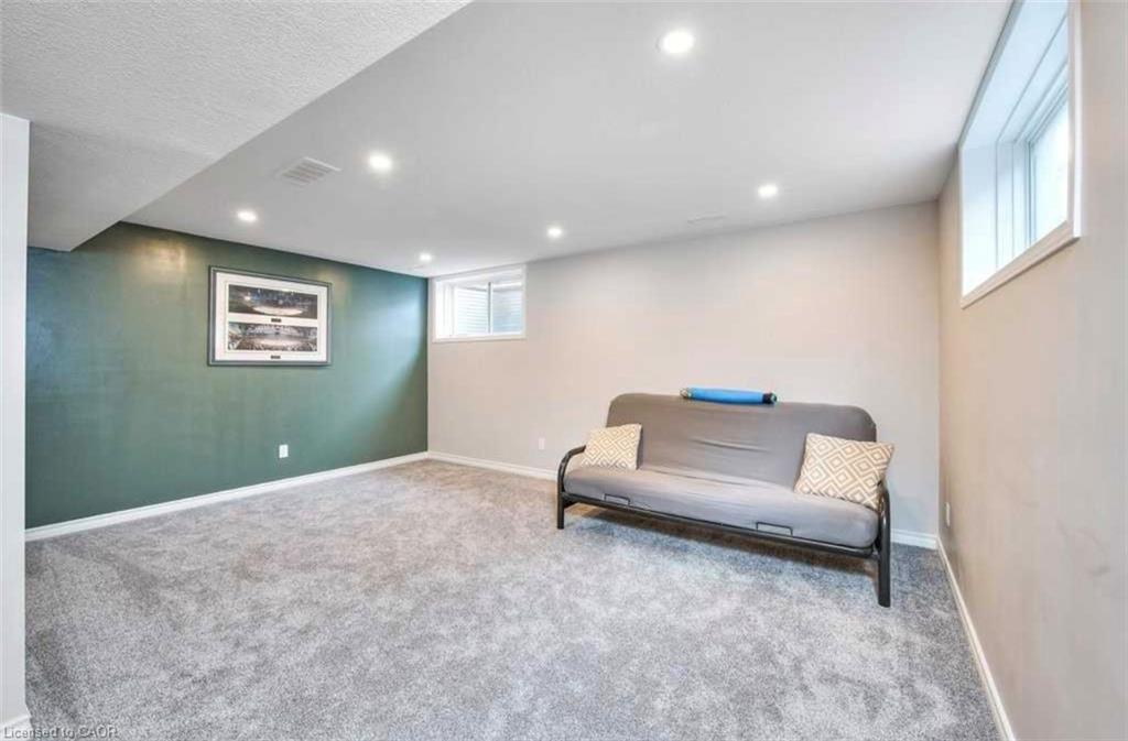 132 Maitland Street Property Photo 12