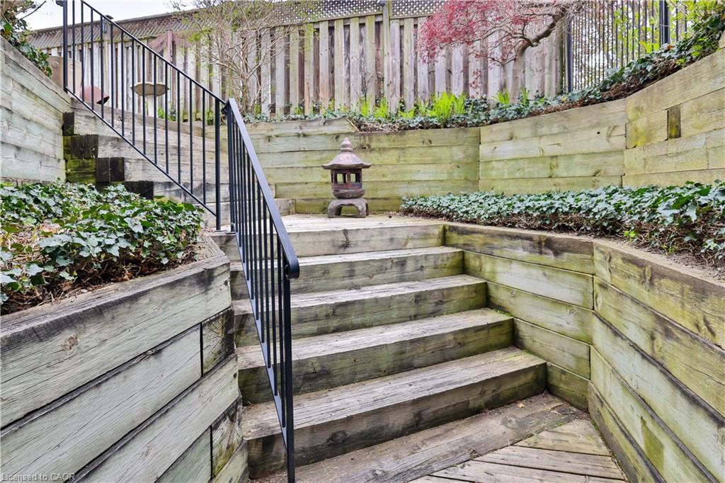 1163 Cayente Place Property Photo 35