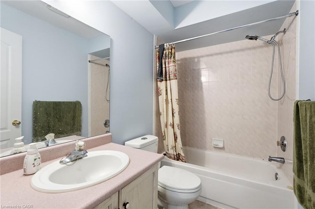 2-222 Fellowes Crescent Property Photo 25