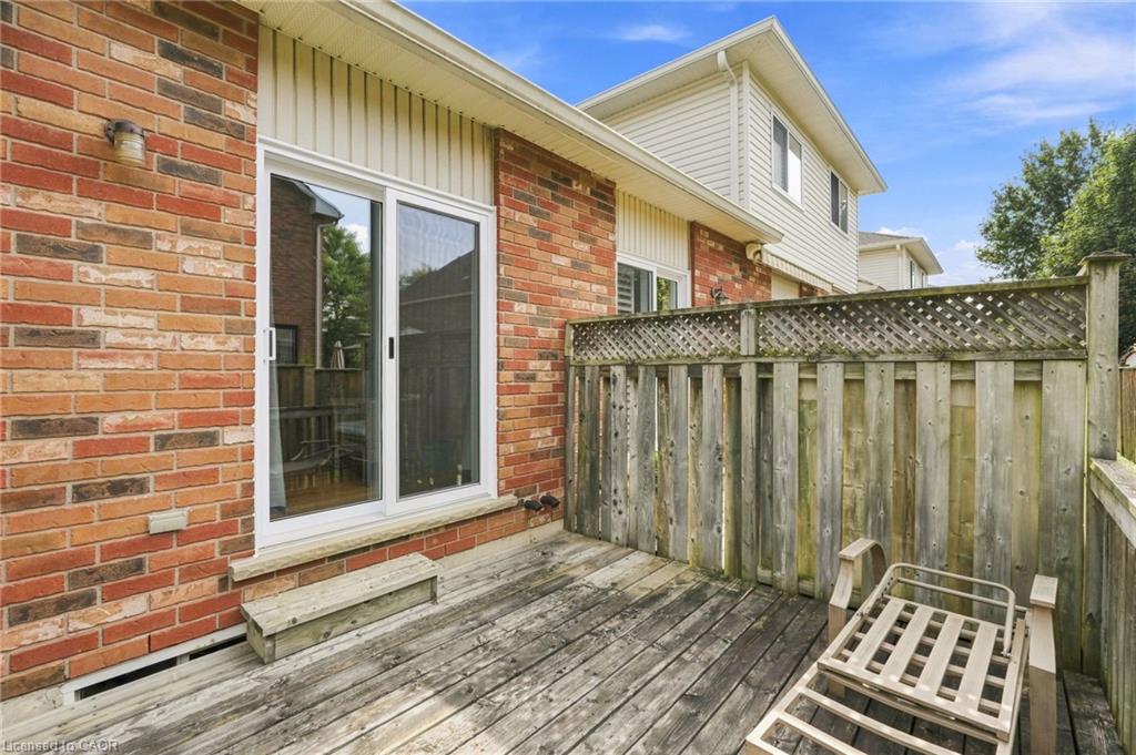 2-222 Fellowes Crescent Property Photo 28