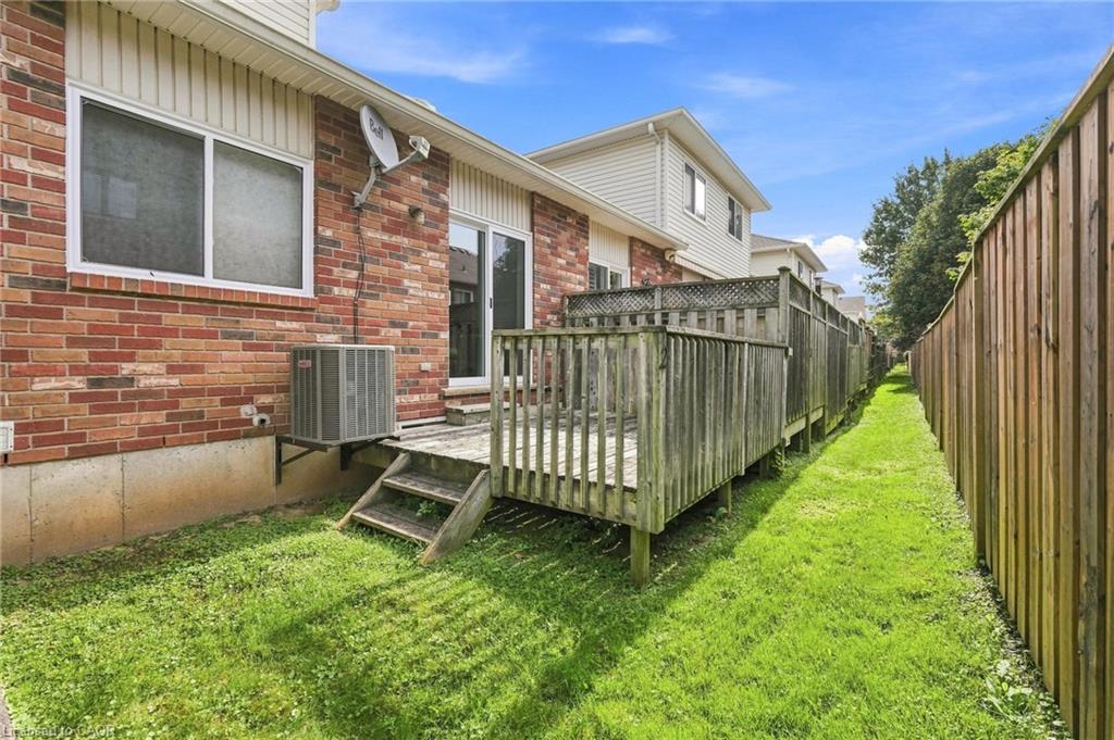 2-222 Fellowes Crescent Property Photo 30