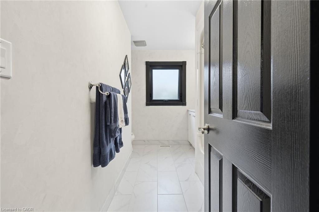 8115 Beaver Glen Drive Property Photo 17