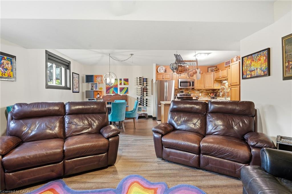 8115 Beaver Glen Drive Property Photo 38