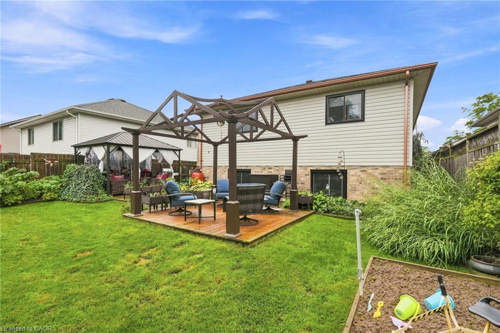8115 Beaver Glen Drive Property Photo 46