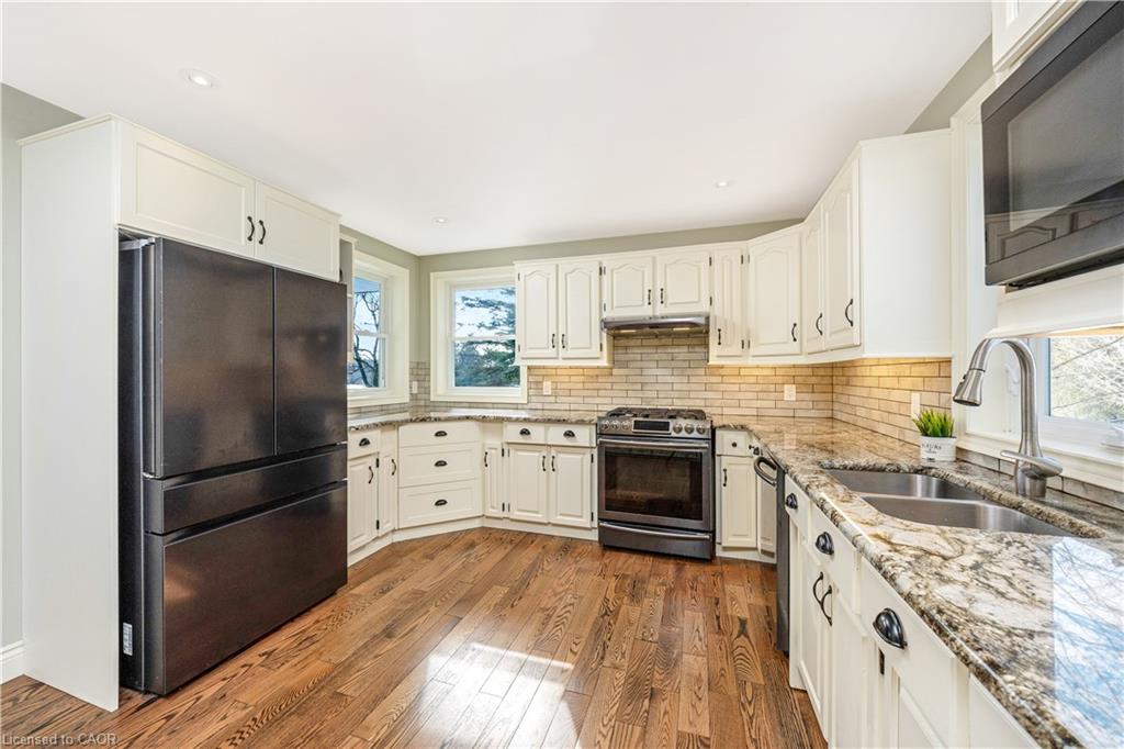 213136 10th Line Property Photo 15
