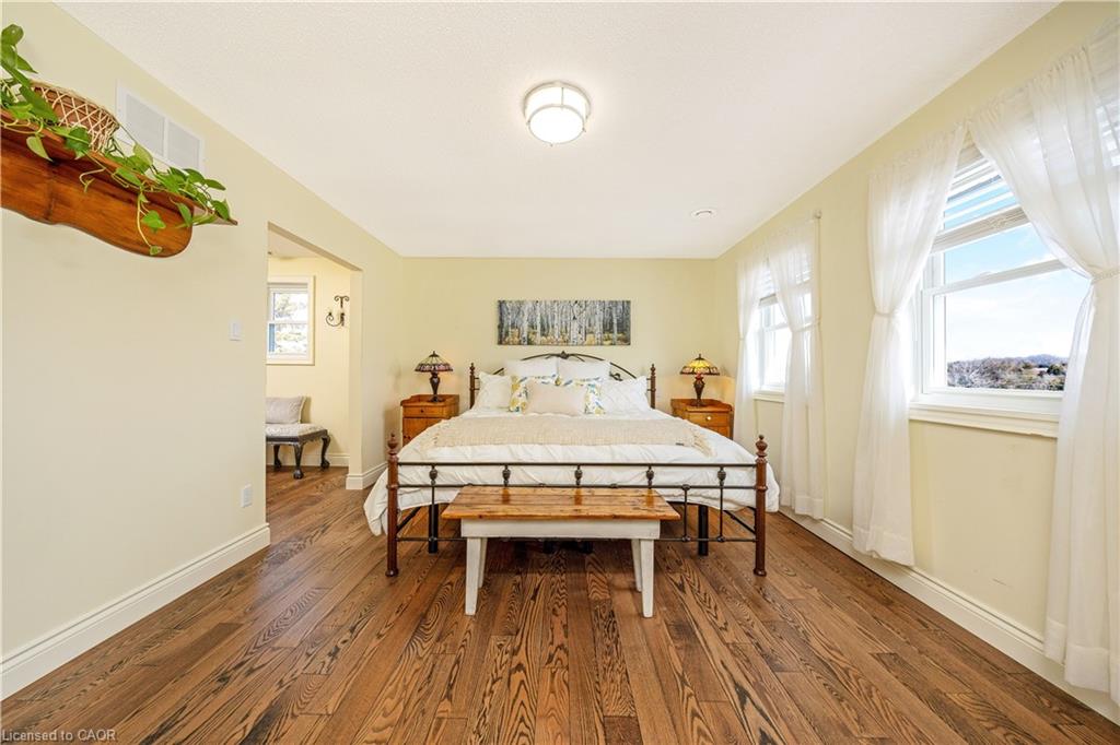 213136 10th Line Property Photo 24