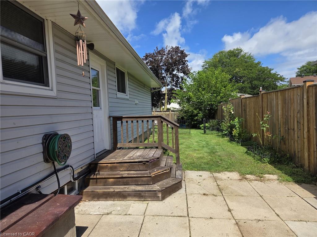 32 Birchpark Drive Property Photo 2