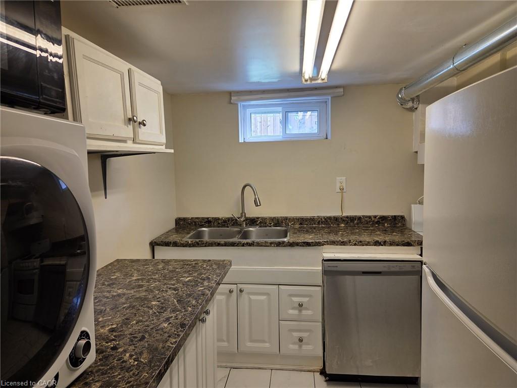 32 Birchpark Drive Property Photo 6