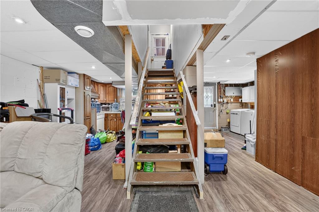 121 Panin Road Property Photo 23